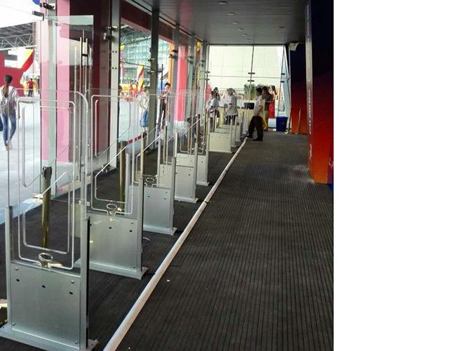 Fixed Barrier Free RFID Gate Reader Automatic Attendance Gate High